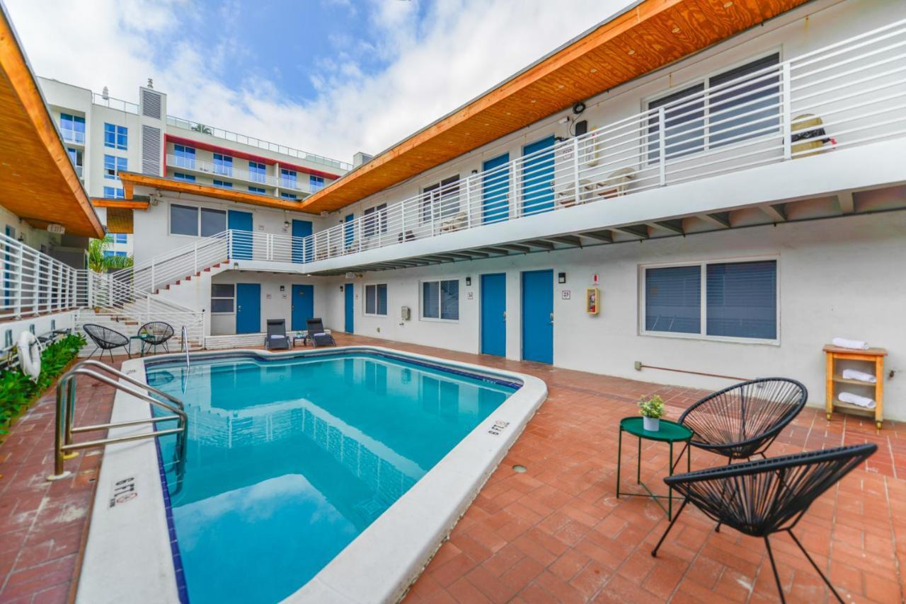 Fantastic 1 Bedroom With Pool Steps From The Beach #43 Hollywood Exteriér fotografie